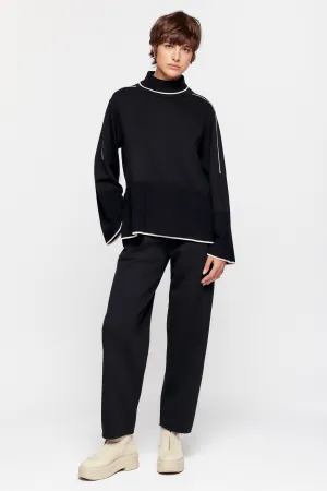 Women's Aswan Turtleneck in Black